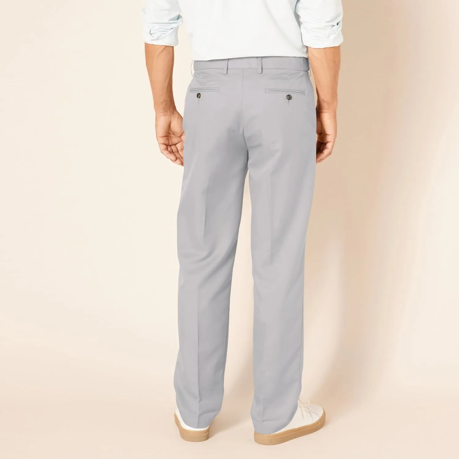 Amazon Essentials Men's Classic-Fit Expandable-Waist Flat-Front Dress Pant