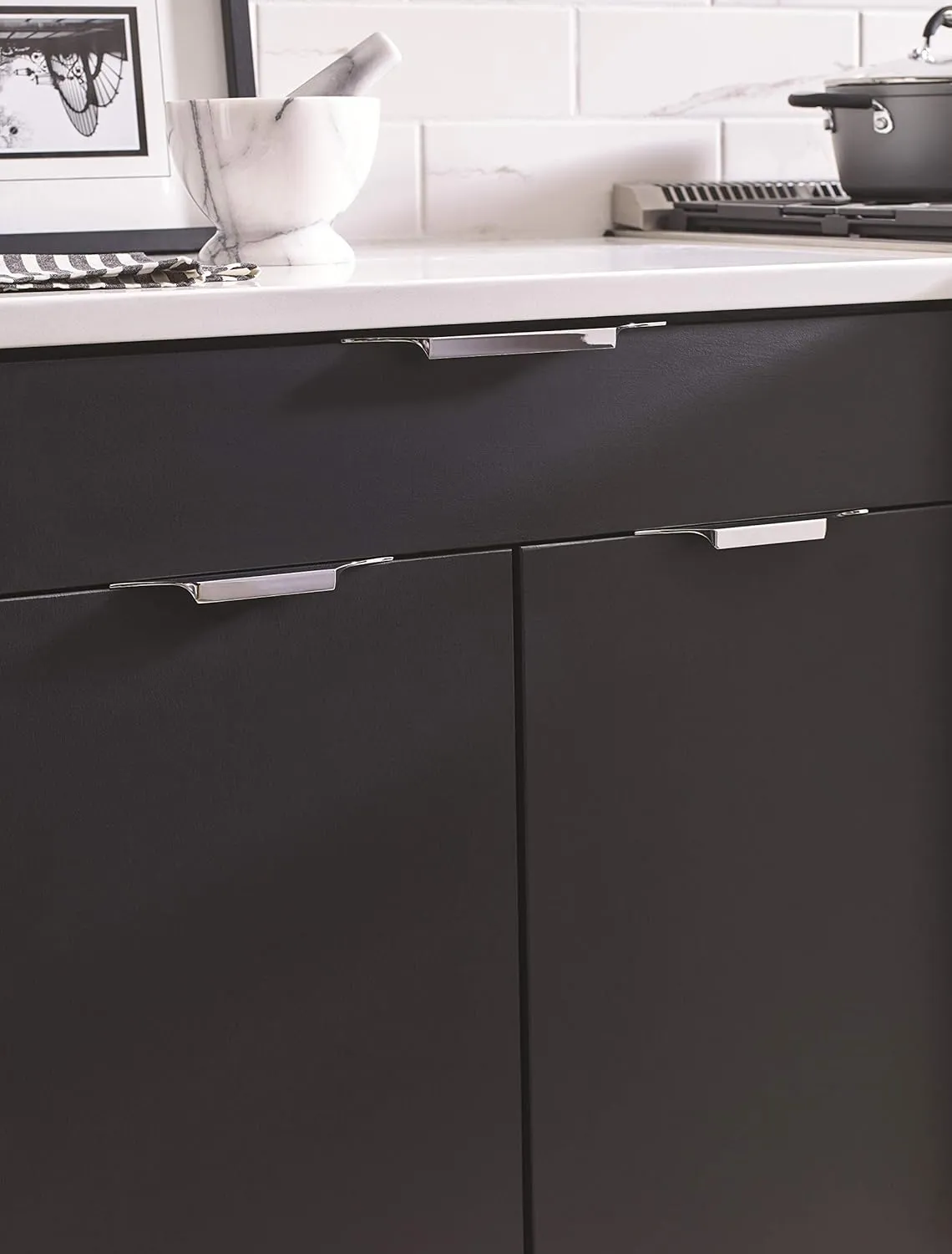 Amerock | Cabinet Edge Pull | Polished Chrome | 6-9/16 inch (167 mm) Center to Center | Extent | 1 Pack | Drawer Pull | Drawer Handle | Cabinet Hardware