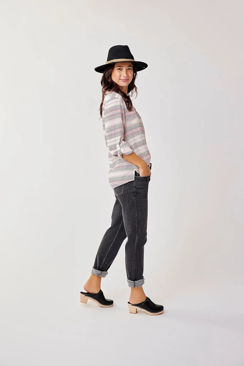 CARVE Women's Dylan Gauze Shirt