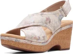Clarks Women's Giselle Cove Wedge Sandal