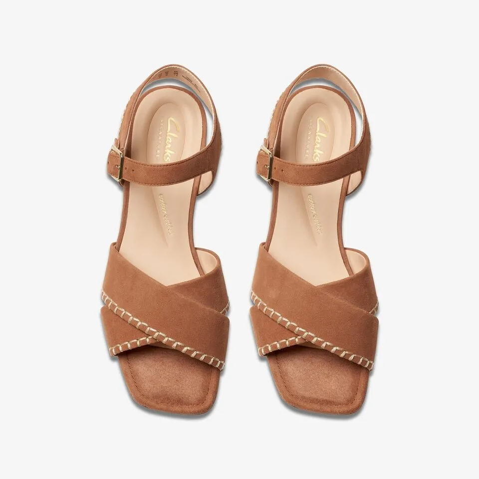 Clarks Women's Serina35 Cross Tan Suede 26176336
