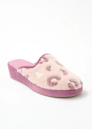 Comfort width mule slipper
