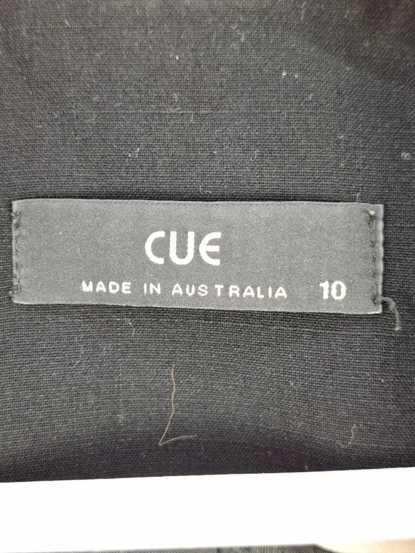 Cue Essential Sleek Office Blazer Size 10