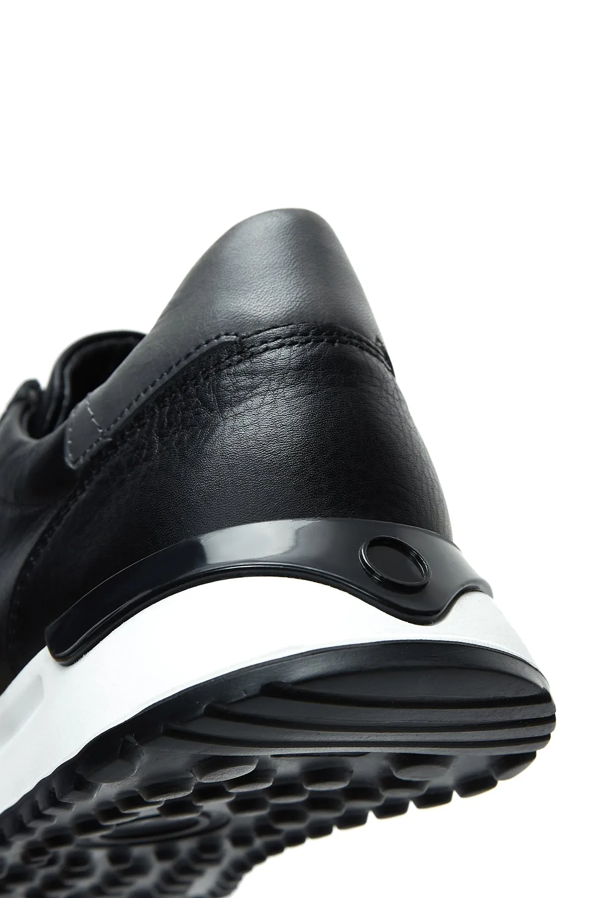 Erkek Siyah Bağcıklı Deri Casual Sneaker