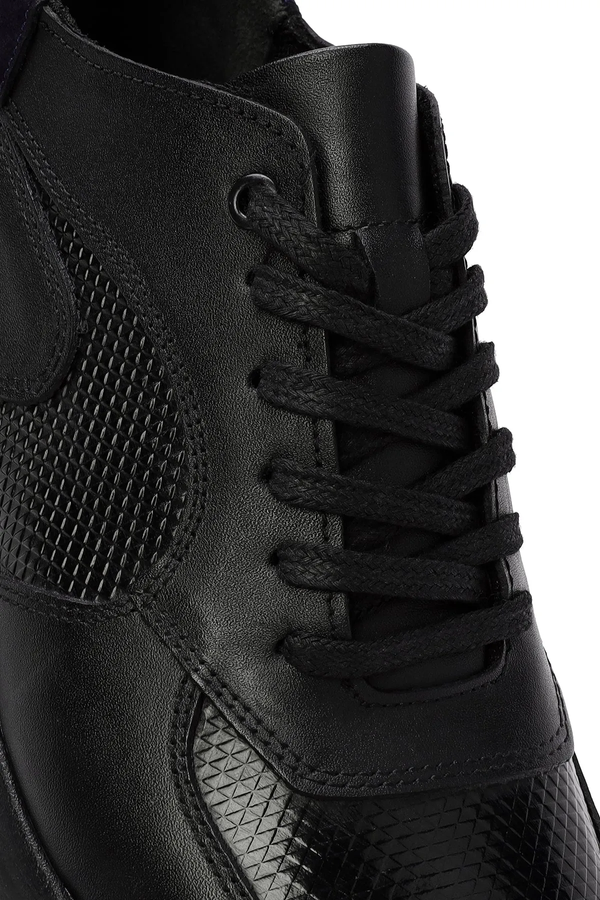 Erkek Siyah Bağcıklı Deri Casual Sneaker