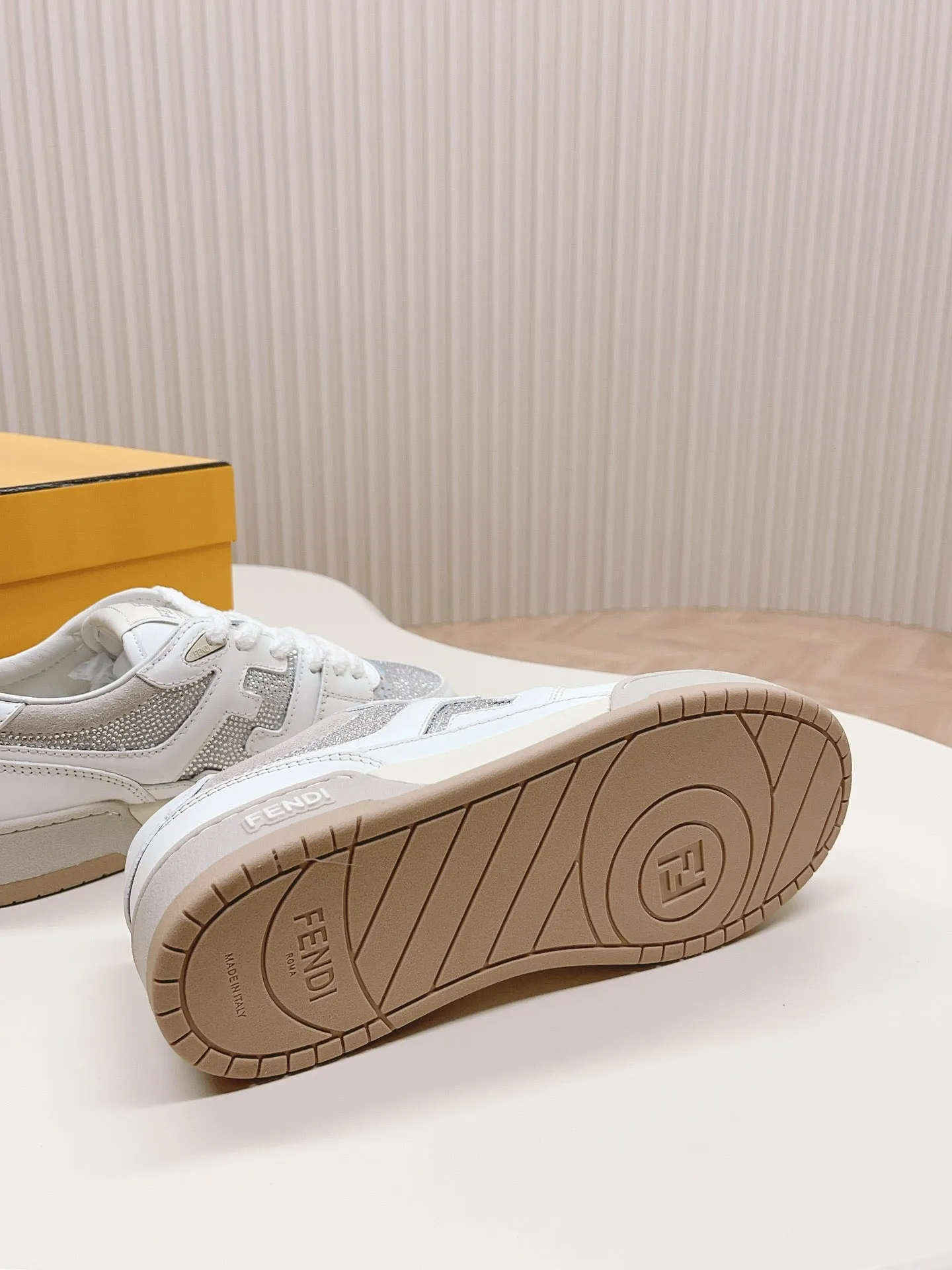 FENDI CASUAL SNEAKER IN WHITE CALFSKIN ATTACH RHINSTONES