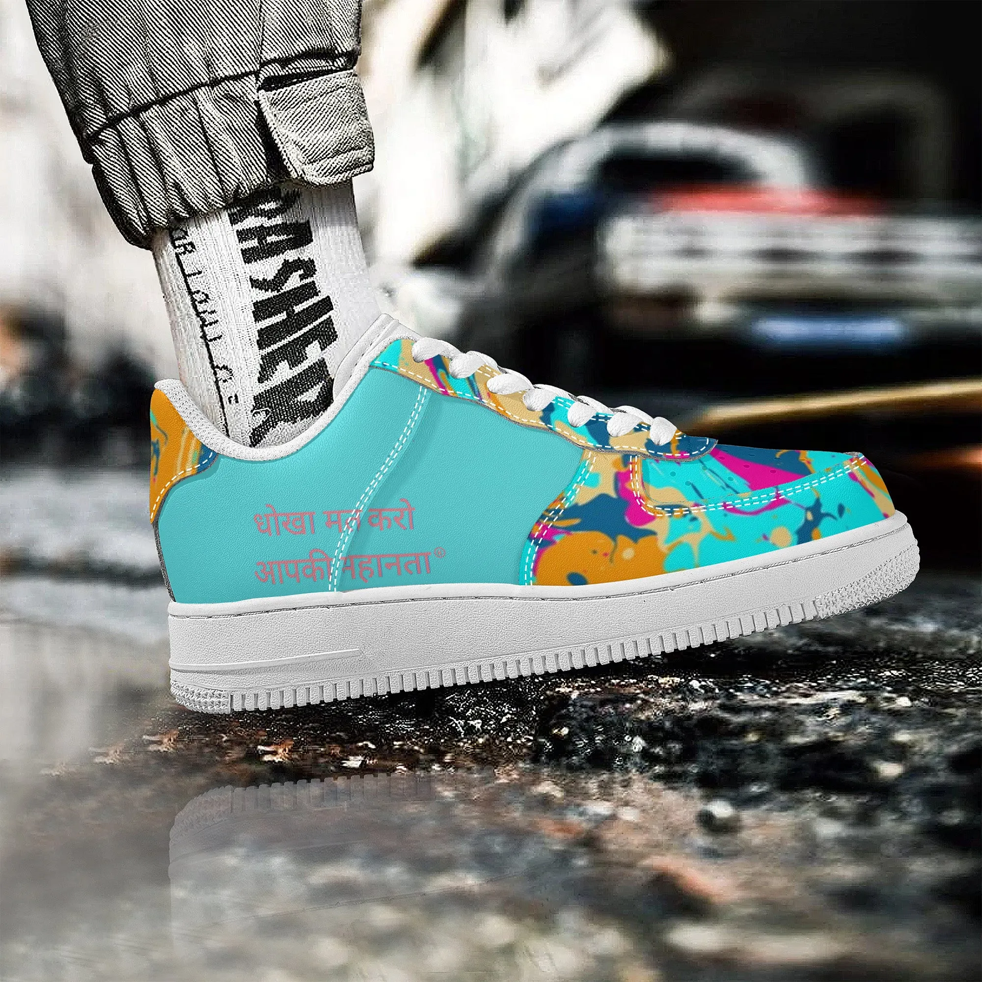 Hindi Low Top Unisex Sneaker