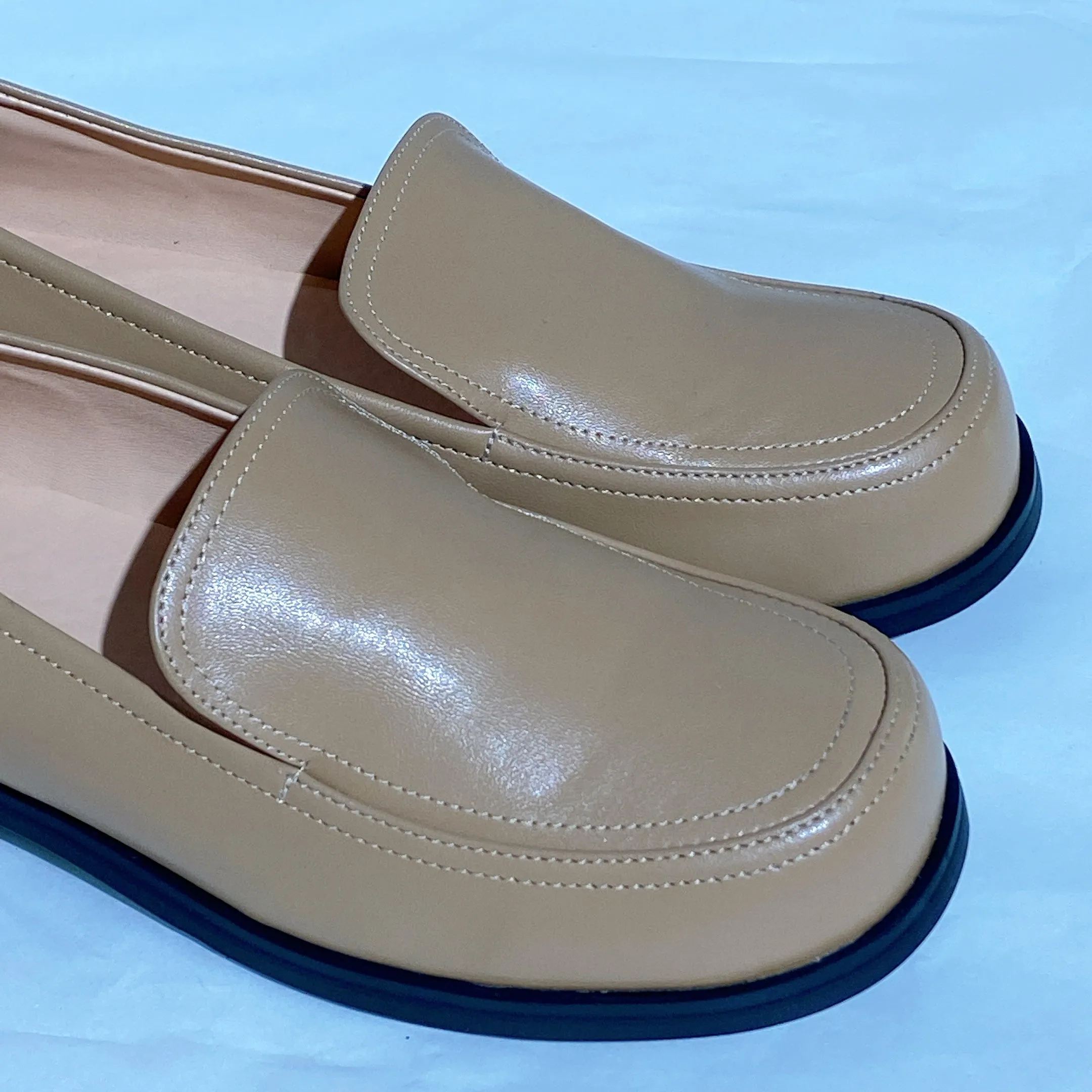 Mabel Beige Loafer
