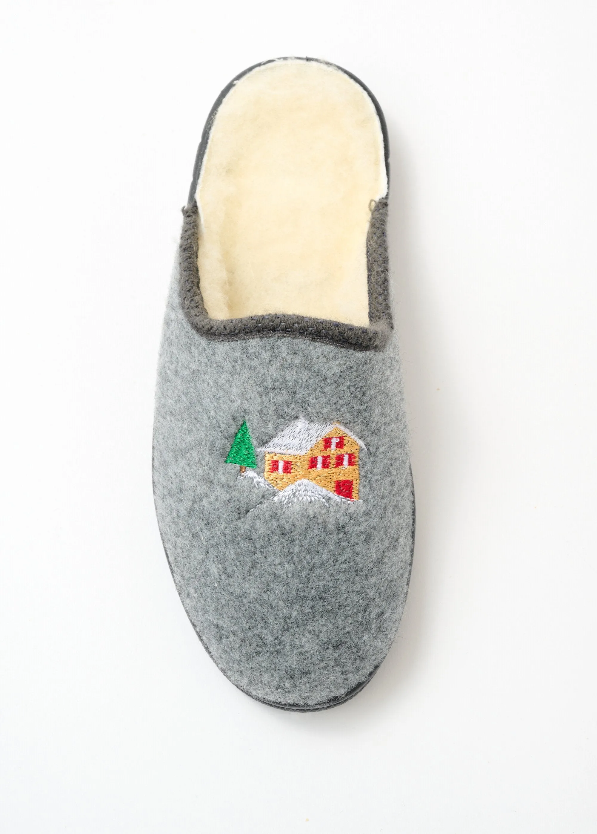 Mixed comfort width mule slipper with fur lining