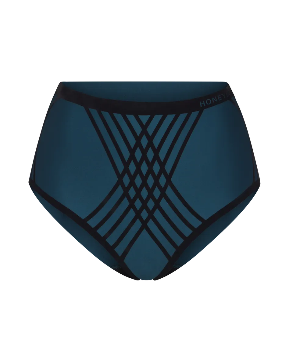 Sleek Silhouette Briefs for Ultimate Comfort