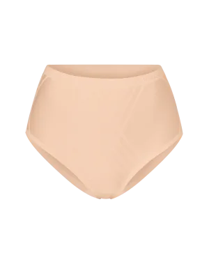 Sleek Silhouette Briefs for Ultimate Comfort