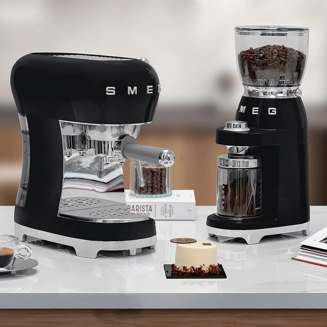 Smeg Manual Espresso and Tamper Set (Black)