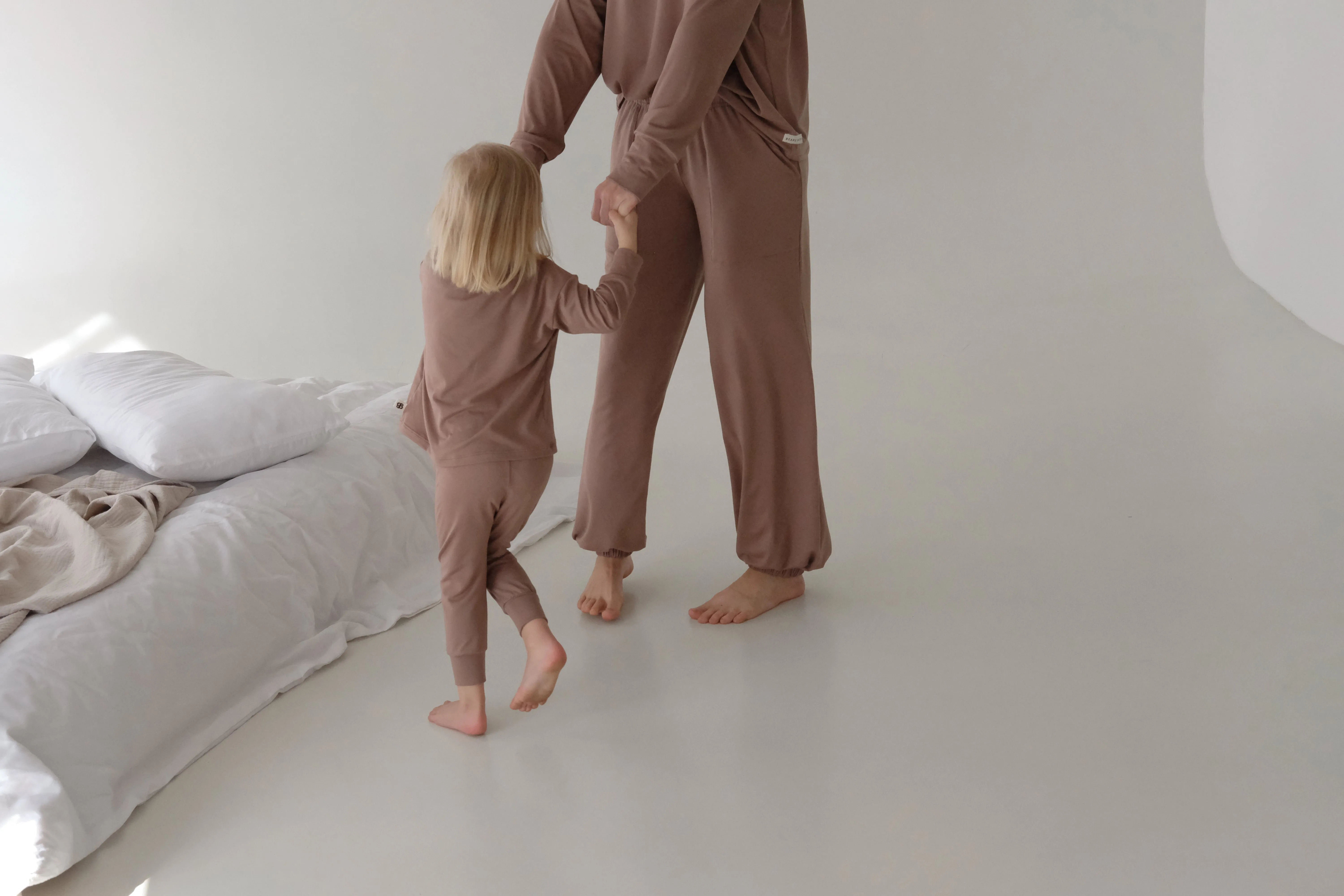 The SOFTEE BALLOON PANTS | Various Colors