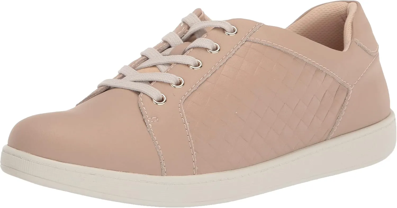 Trotters Women's Adore Sneaker